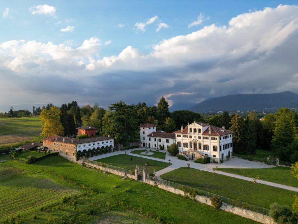 Villa Gallici Deciani is almost a secret place where you can feel safe and relaxed.